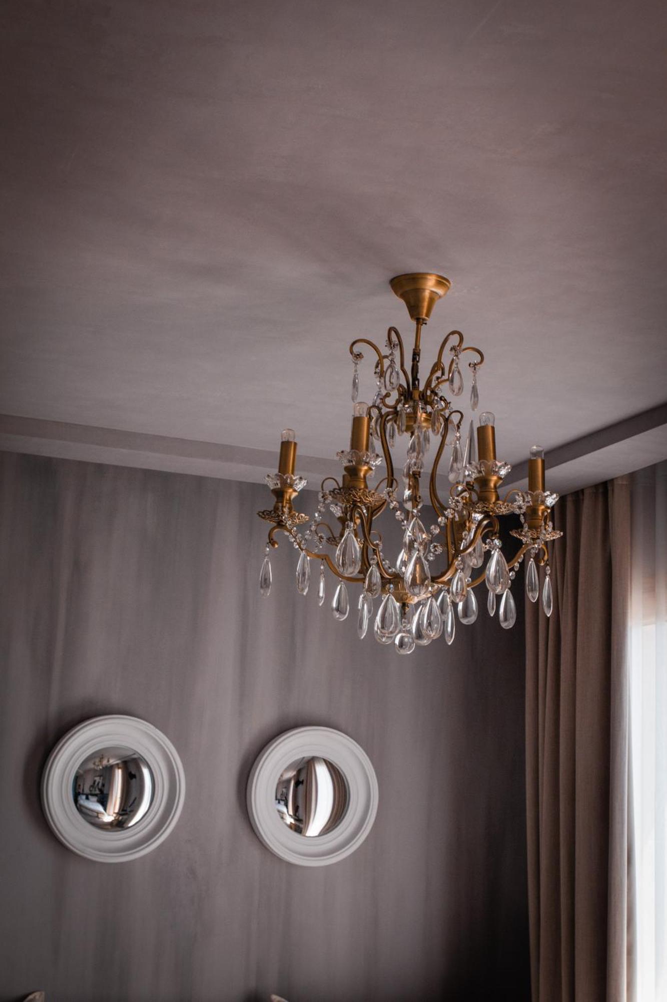 Unique Boutique Hotel Antibes Juan-Les-Pins Oda fotoğraf